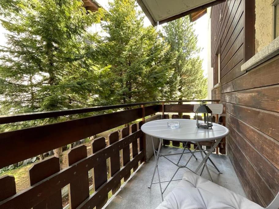 Appartamento Relaxing Loft Haven Near Zermatt - Parking Free Täsch Esterno foto